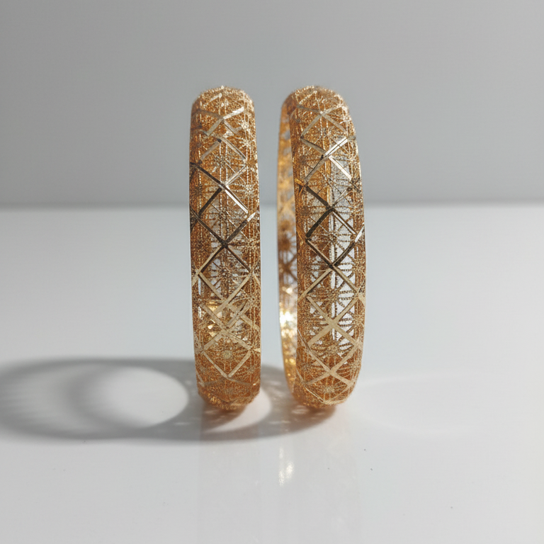 Delicate Gold Star Lattice Bangles Pair