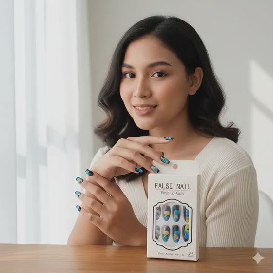 Abstract Art Press-On Nails - 24 Pieces Colorful Modern Design